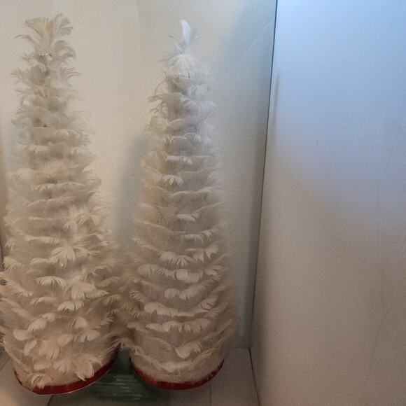 Vintage feather Christmas tree set 21 inches tall - Picture 1 of 6